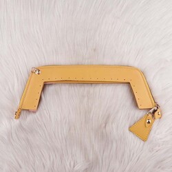 DERİLİ FERMUARLI BURS 31 CM. HARDAL