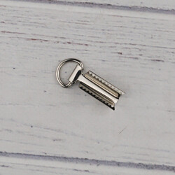 METAL ÇANTA KÖŞESİ 5 -4 CM. GUMUS